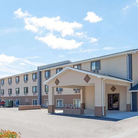 ซูเปอร์ 8 บาย วินด์แฮม บาธ แฮมมอนด์สปอร์ต แอเรีย Motel ภายนอก รูปภาพ