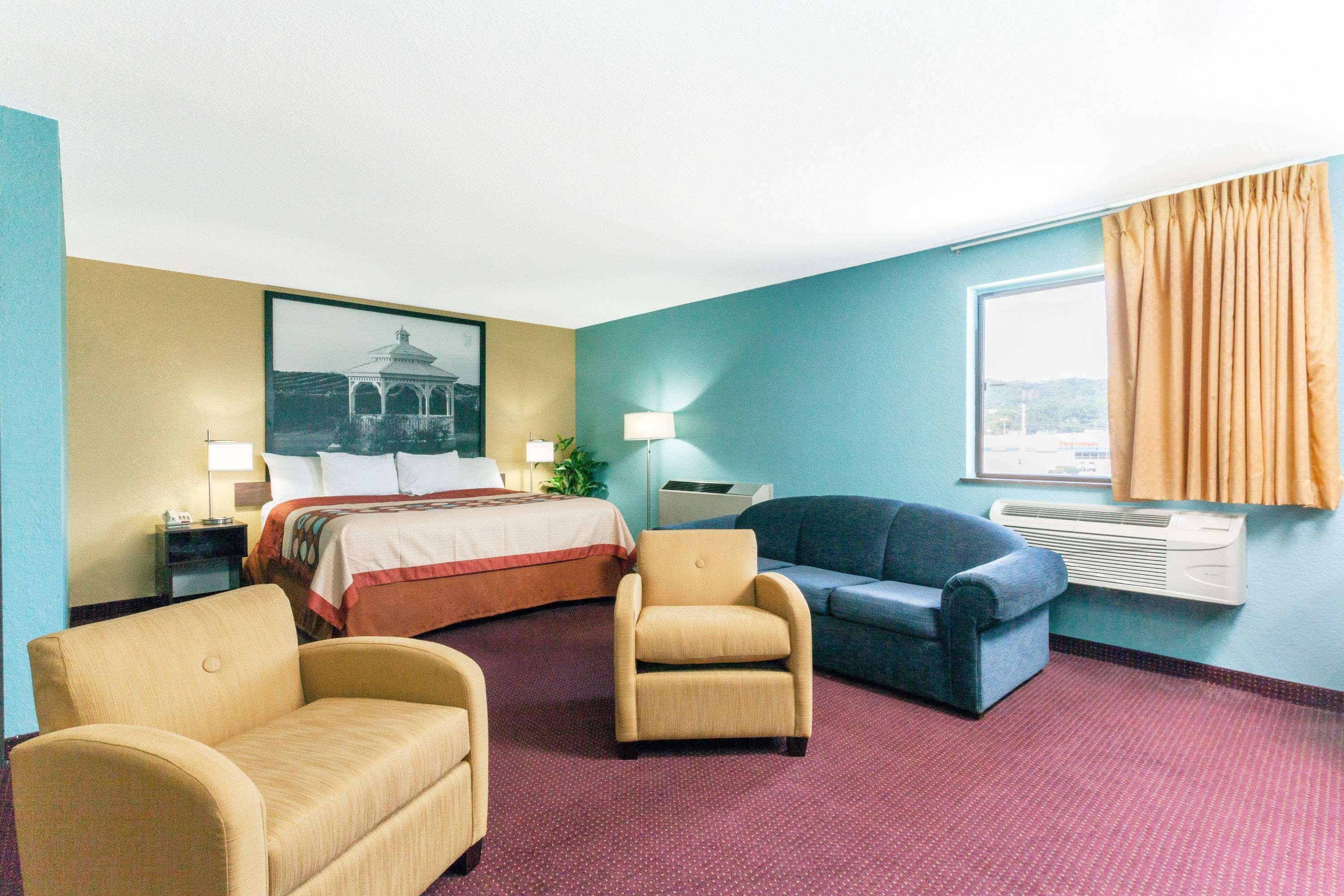 ซูเปอร์ 8 บาย วินด์แฮม บาธ แฮมมอนด์สปอร์ต แอเรีย Motel ภายนอก รูปภาพ