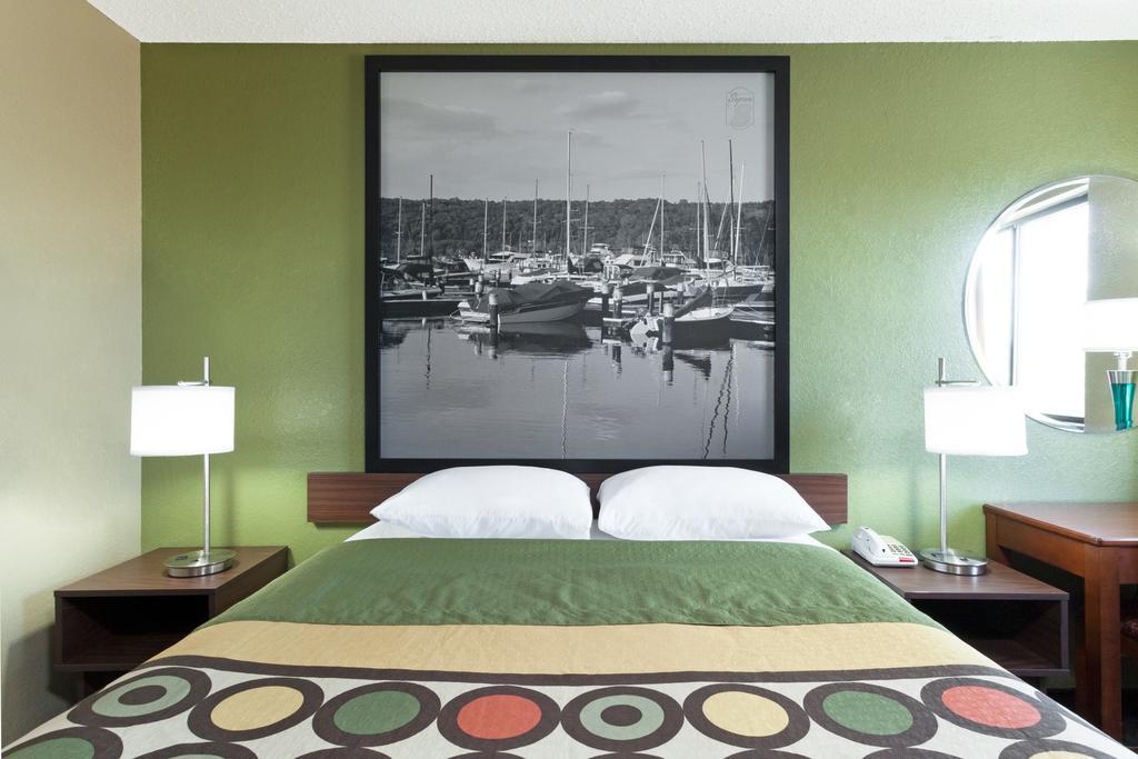 ซูเปอร์ 8 บาย วินด์แฮม บาธ แฮมมอนด์สปอร์ต แอเรีย Motel ห้อง รูปภาพ