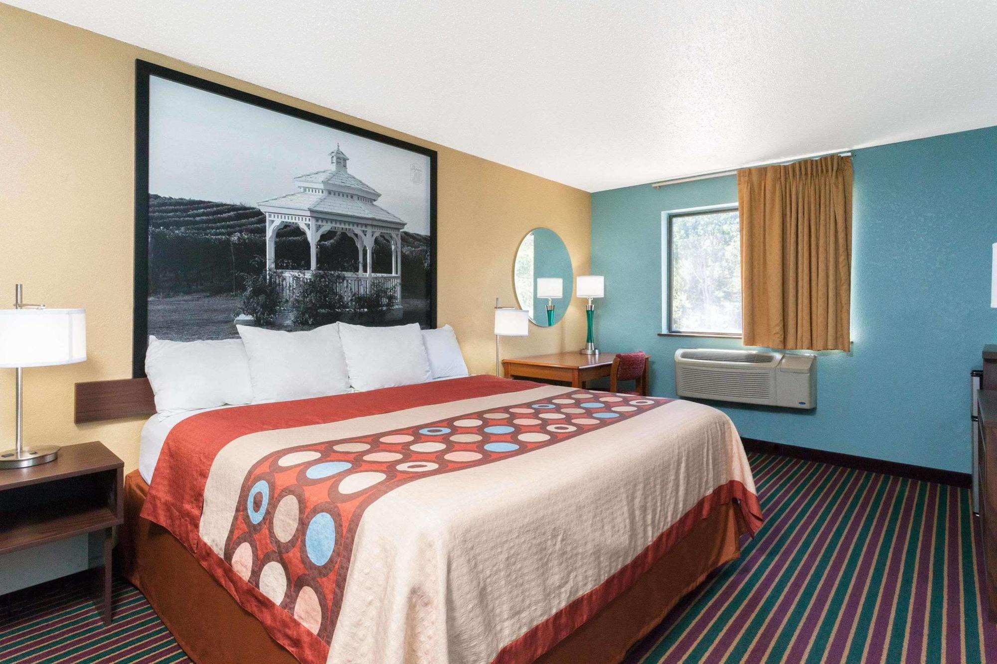 ซูเปอร์ 8 บาย วินด์แฮม บาธ แฮมมอนด์สปอร์ต แอเรีย Motel ภายนอก รูปภาพ